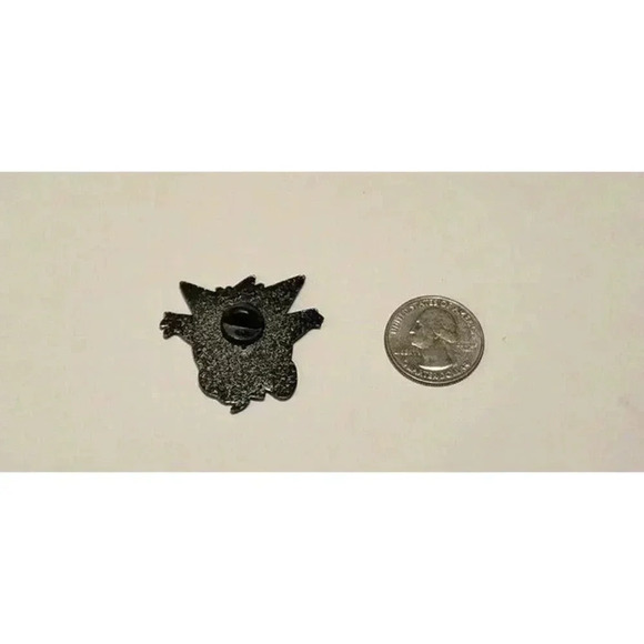 Epic Crossover: Pokemon's Gengar Meets Marvel's Venom Enamel Pin - Picture 3 of 3